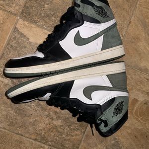 Retro Jordan 1 “Clay Green”